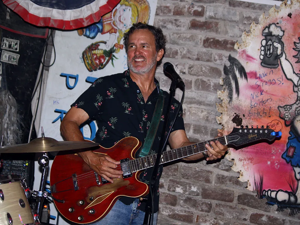 Eric Culberson performing at Huc-A-Poos on Tybee Island