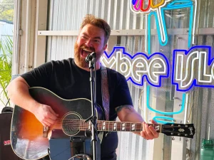 Kellen Powers performing live at Zunzibar Tybee Island